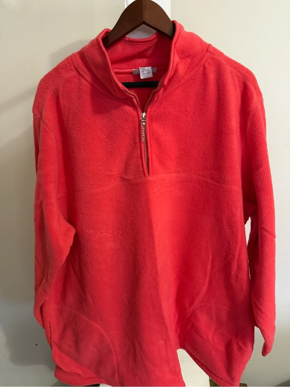 Avenue Quarter Zip Fleece Pullover